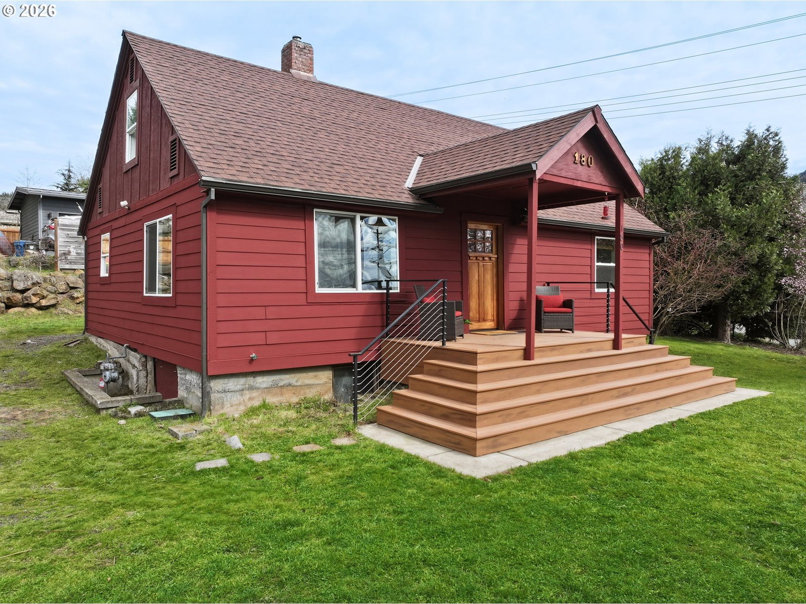Listing photo 4 of 45, 180 NW SPRING ST, White Salmon, WA, 98672