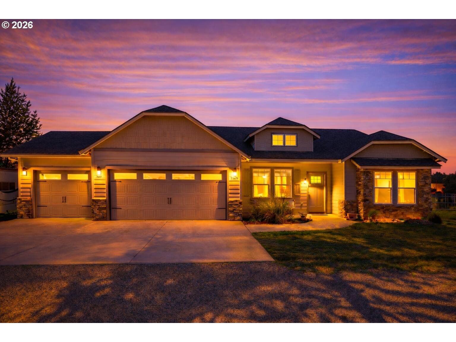 Primary listing photo, 53475 BRIDGE DR, La Pine, OR, 97739