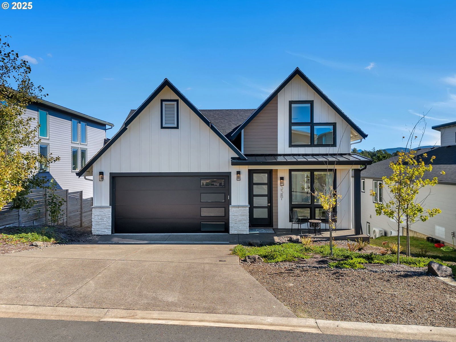 Primary listing photo, 558 SEA VIEW DR, Manzanita, OR, 97130