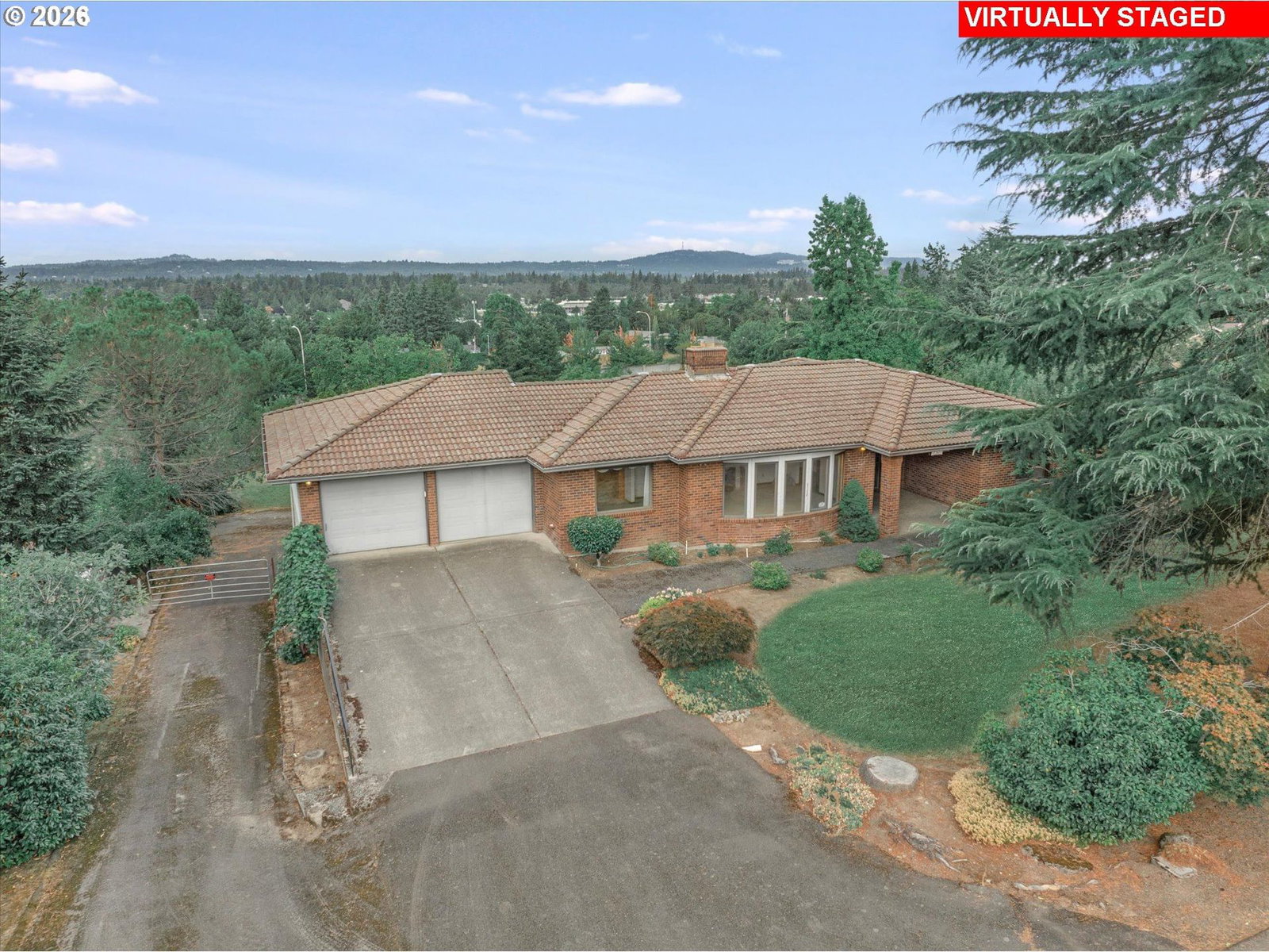 Listing photo 1 of 6