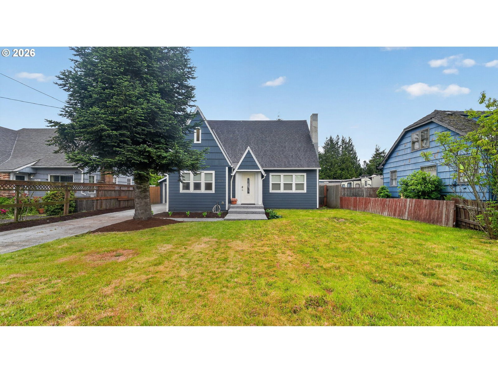 Listing photo 1 of 6