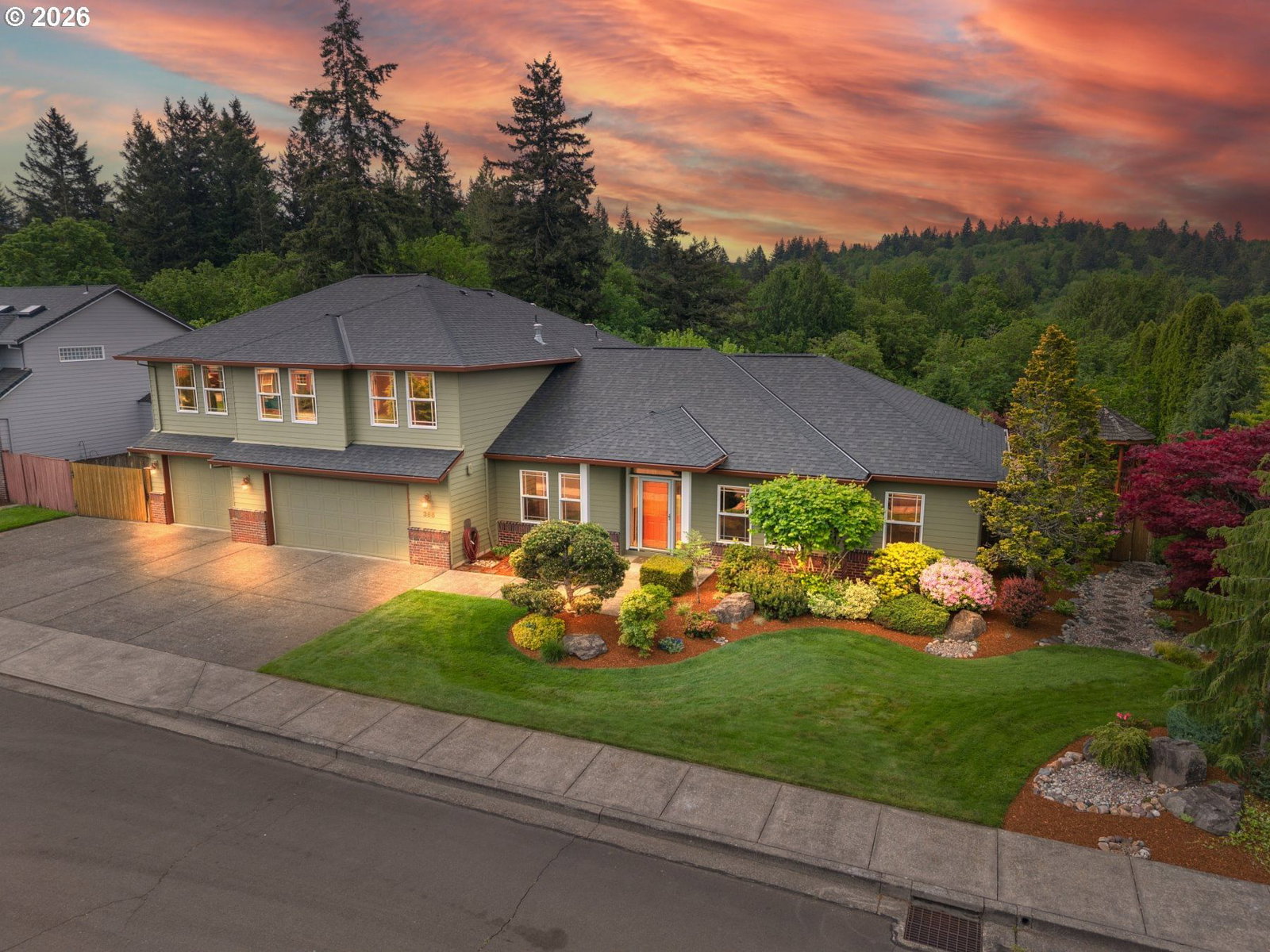 Primary listing photo, 366 SW 37TH CIR, Gresham, OR, 97080