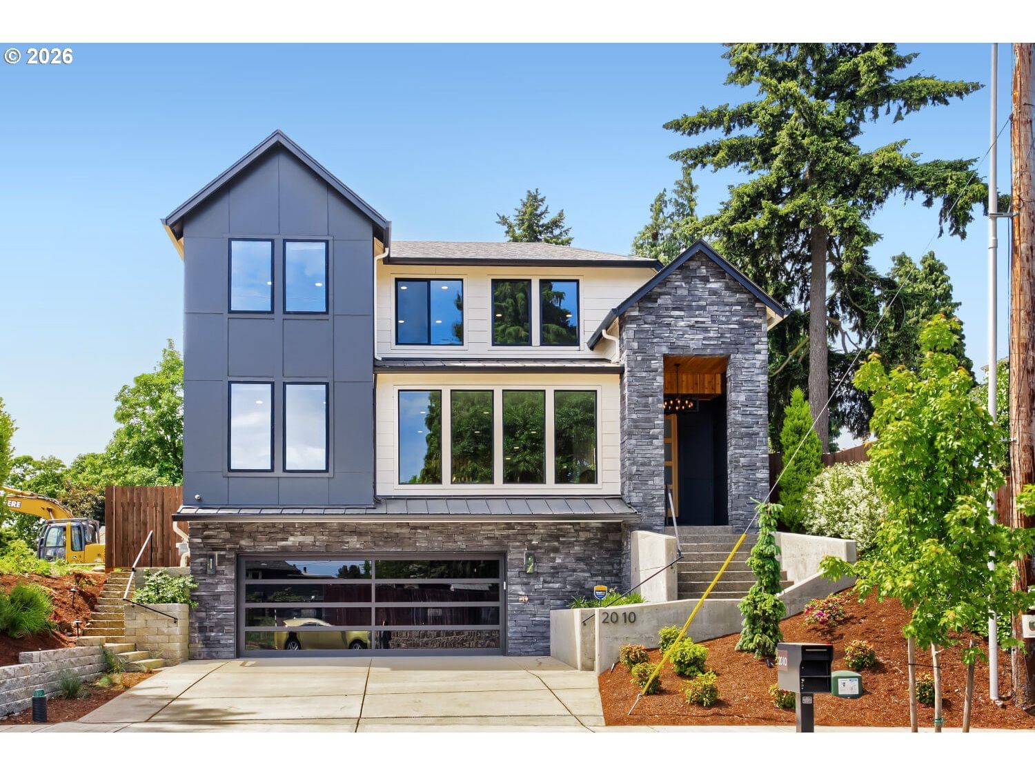 Primary listing photo, 2010 LINCOLN AVE, Vancouver, WA, 98660