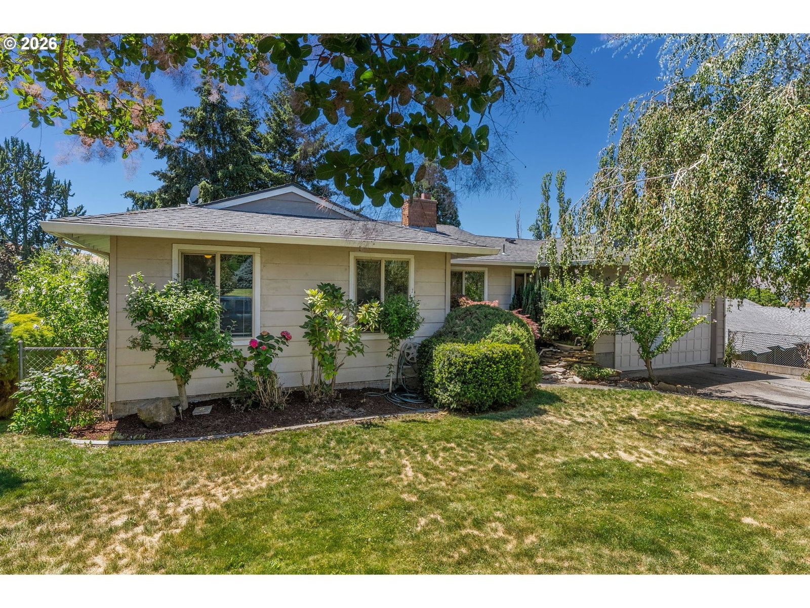 Primary listing photo, 527 SUMMIT RIDGE DR, The Dalles, OR, 97058