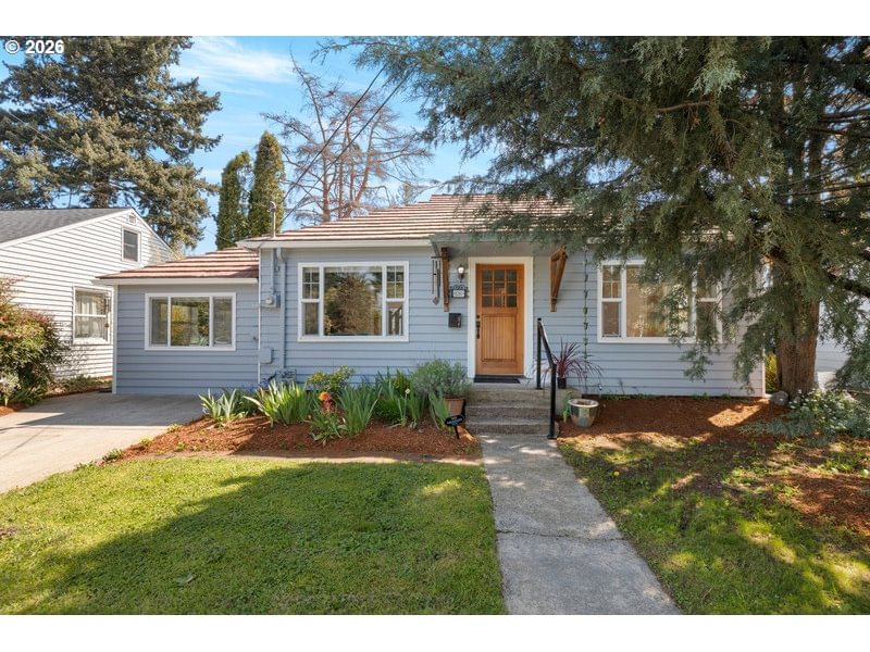 Primary listing photo, 8260 N WAYLAND AVE, Portland, OR, 97203