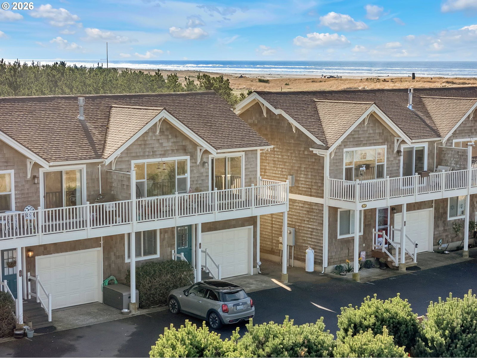 Primary listing photo, 315 NW 5TH ST #103, Long Beach, WA, 98631