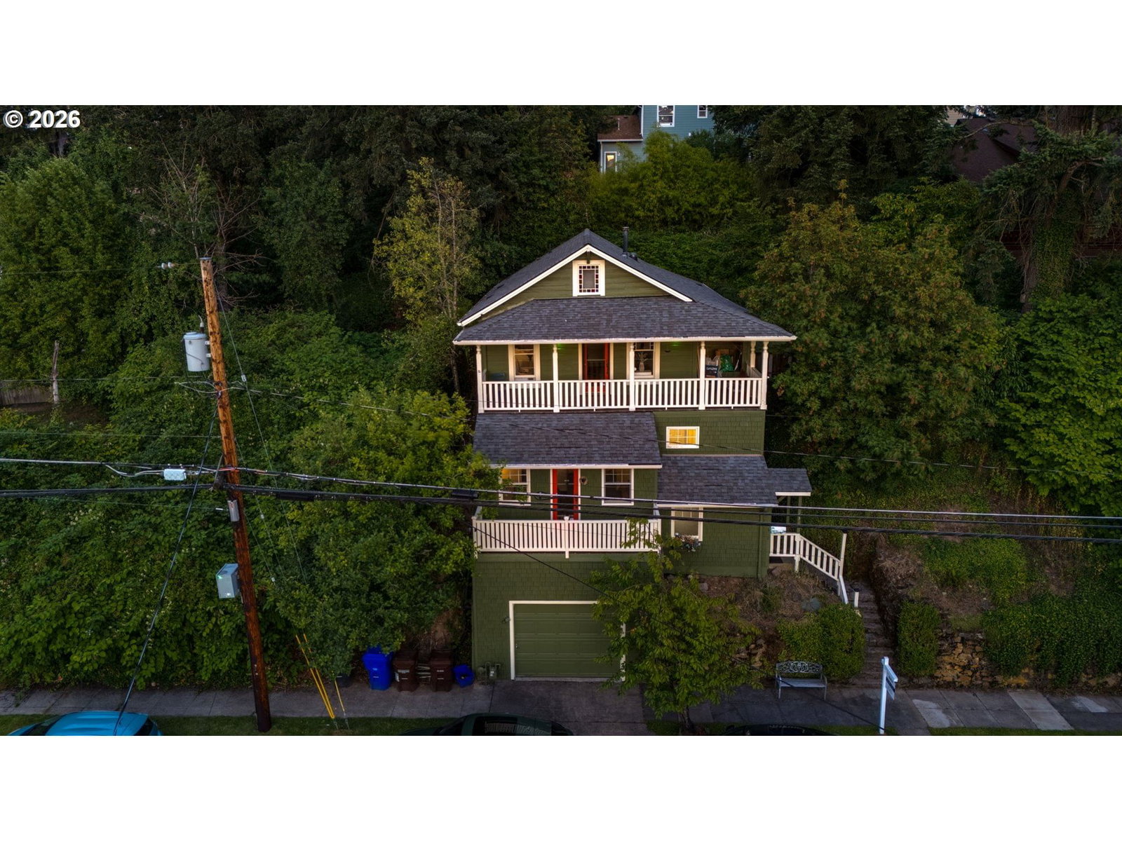 612 JACKSON ST