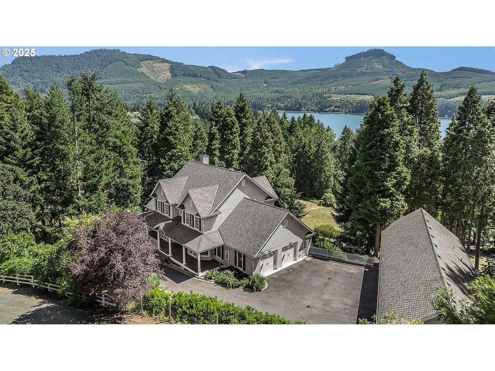 Primary listing photo, 375 MARINA VISTA DR, Lowell, OR, 97452