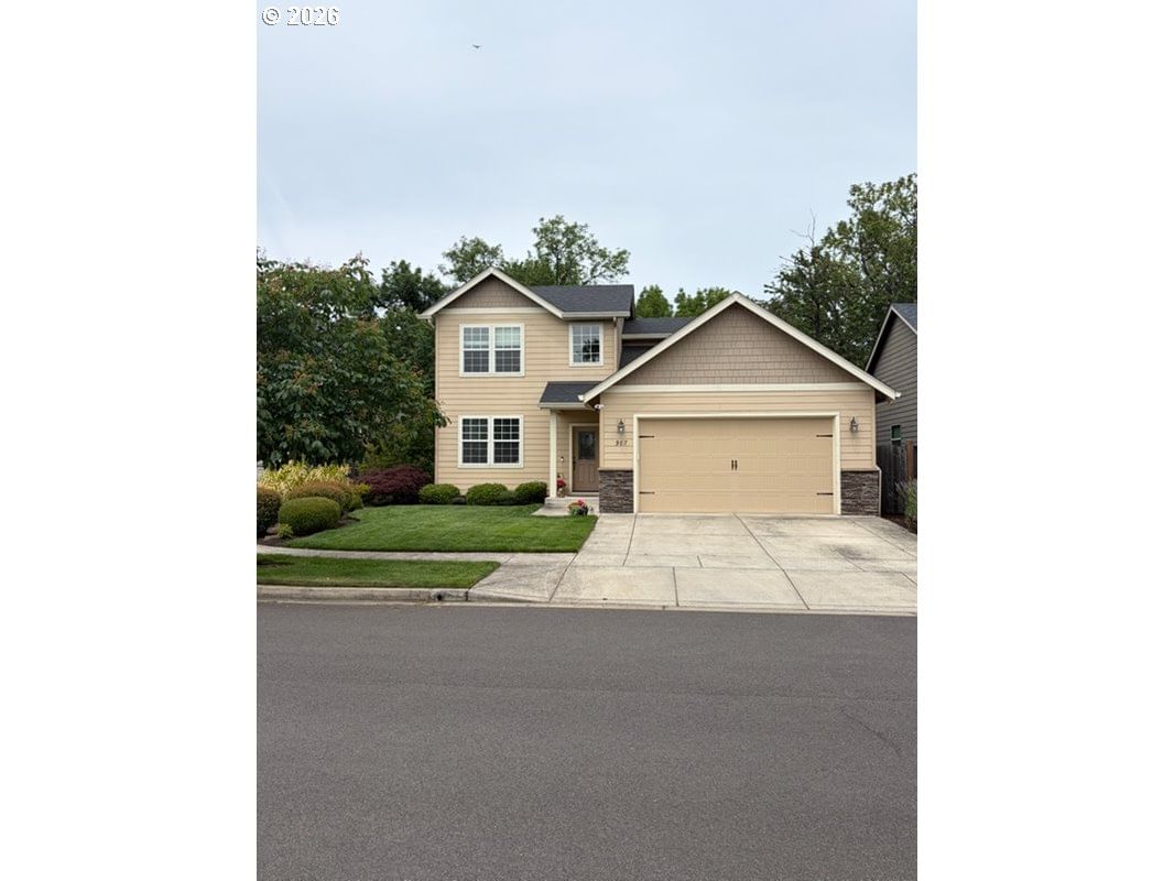 Listing photo 1 of 6