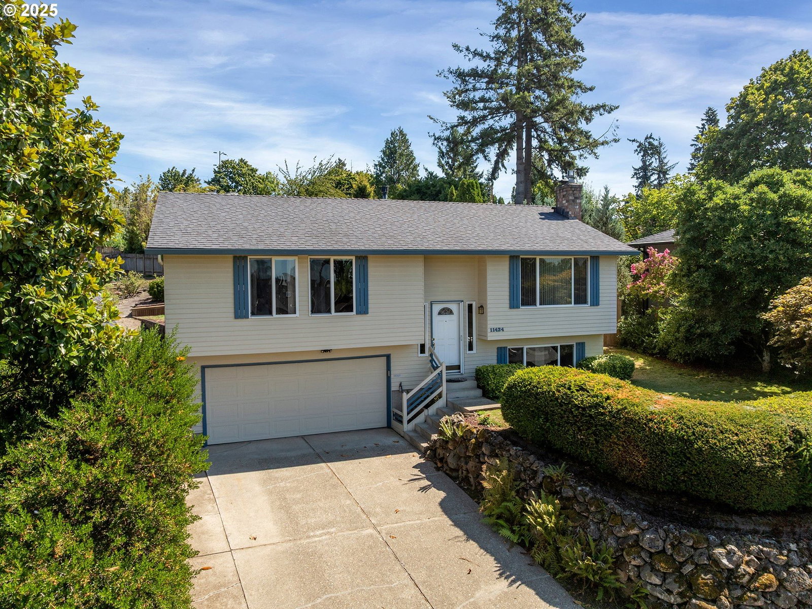 Primary listing photo, 11424 SW 66TH AVE, Portland, OR, 97223