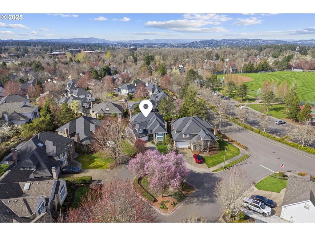 Primary listing photo, 4674 Chelsea LN, Lake Oswego, OR, 97035