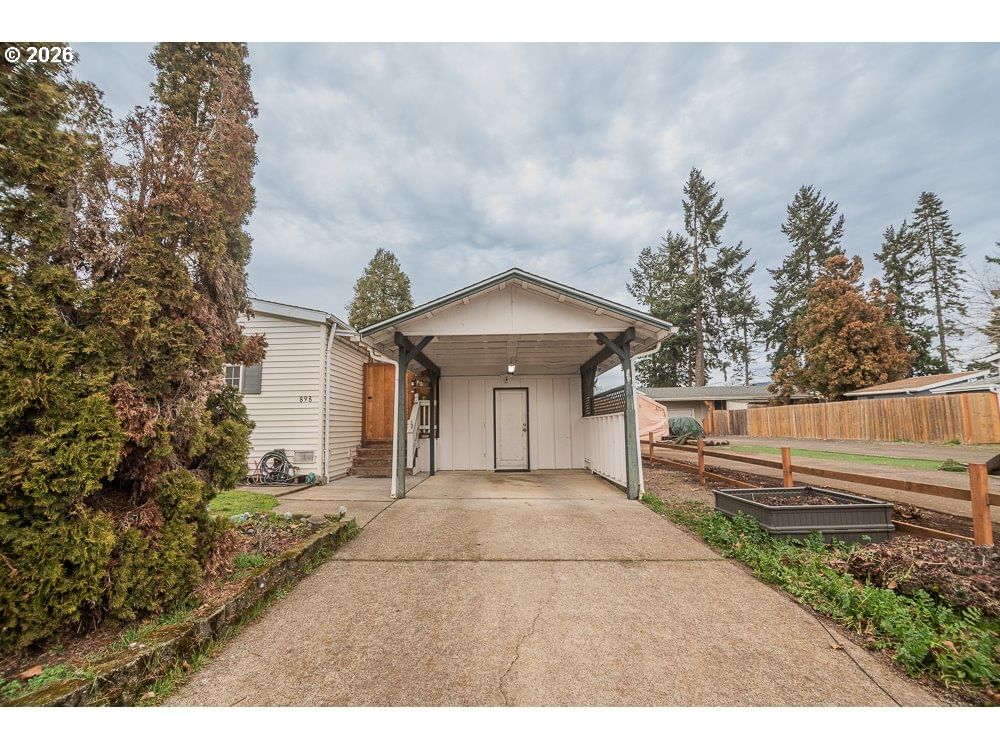 Primary listing photo, 898 LOCHAVEN AVE, Springfield, OR, 97477