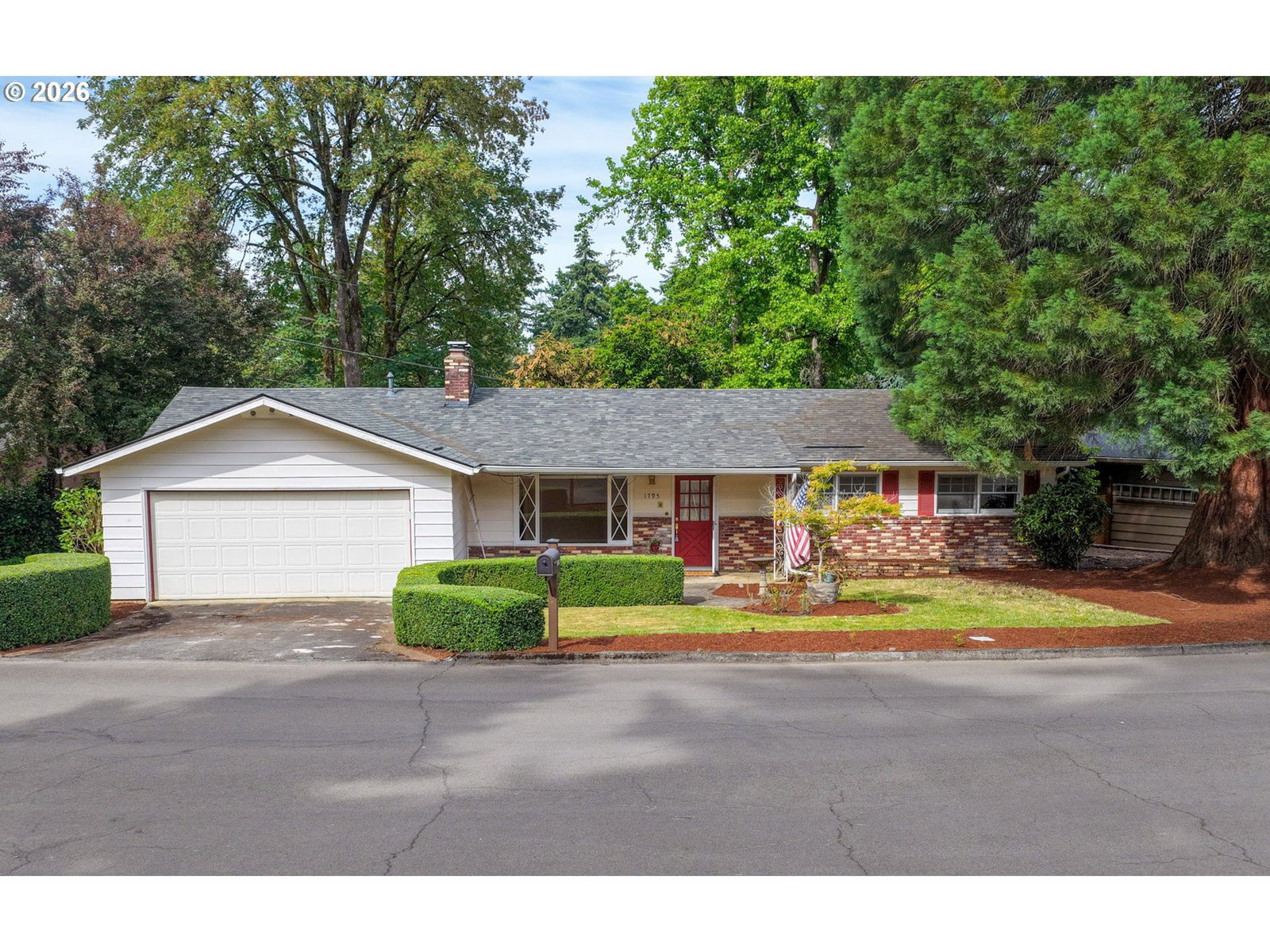 Primary listing photo, 1795 KILKENNY RD, Lake Oswego, OR, 97034
