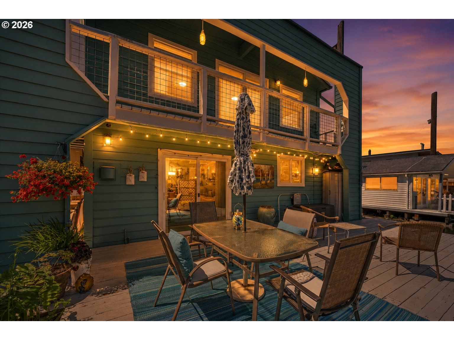Primary listing photo, 414 N Tomahawk Island DR, Portland, OR, 97217