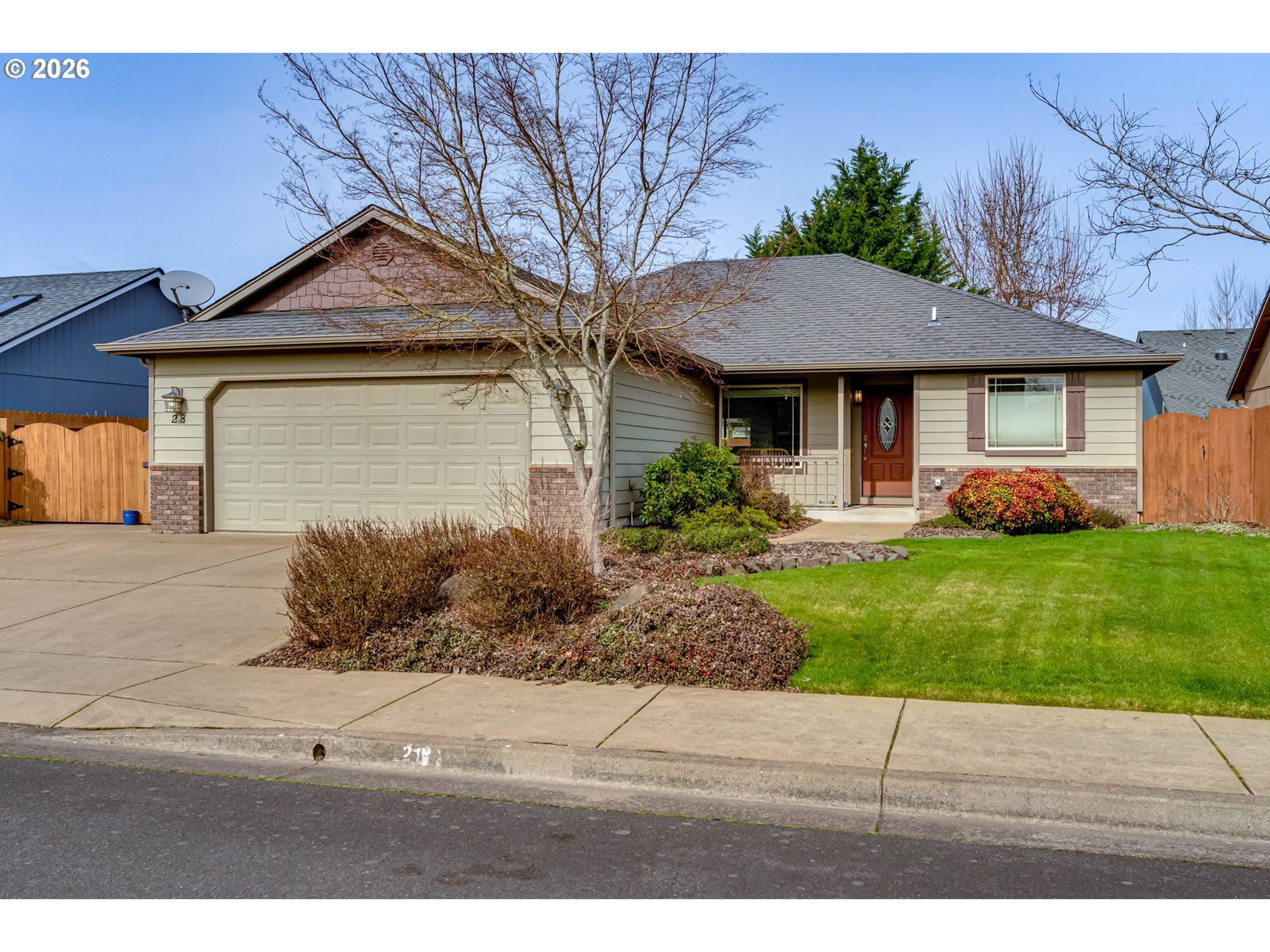 Primary listing photo, 28 SANDALWOOD LOOP, Creswell, OR, 97426