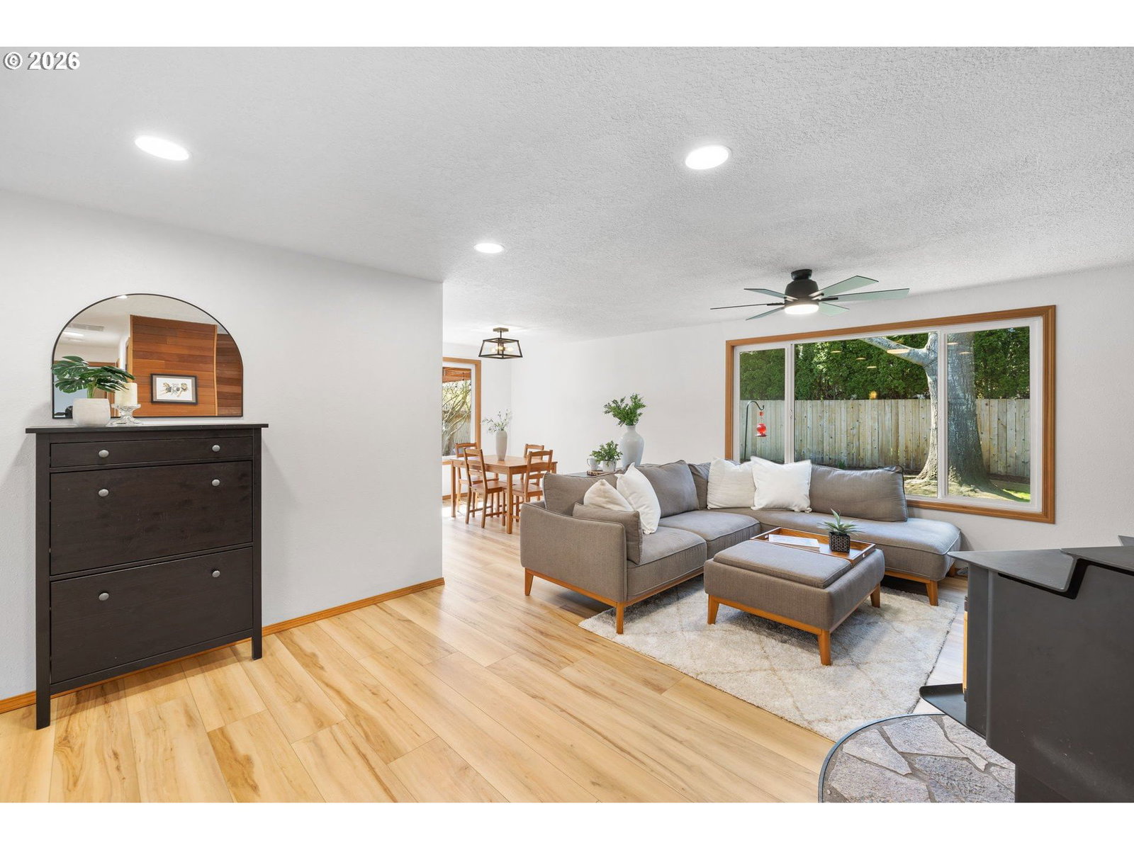 Listing photo 5 of 34, 2439 SE Willow DR, Hillsboro, OR, 97123
