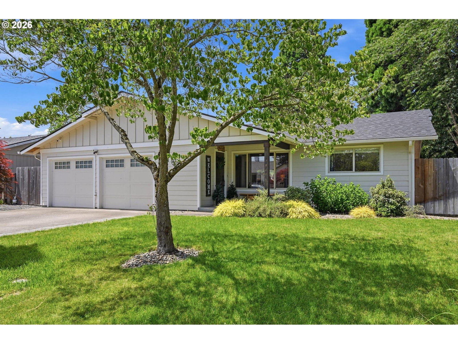 Listing photo 1 of 6