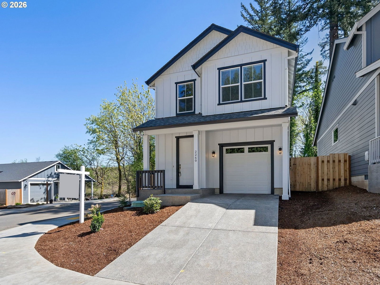 2260 NE 207th PL