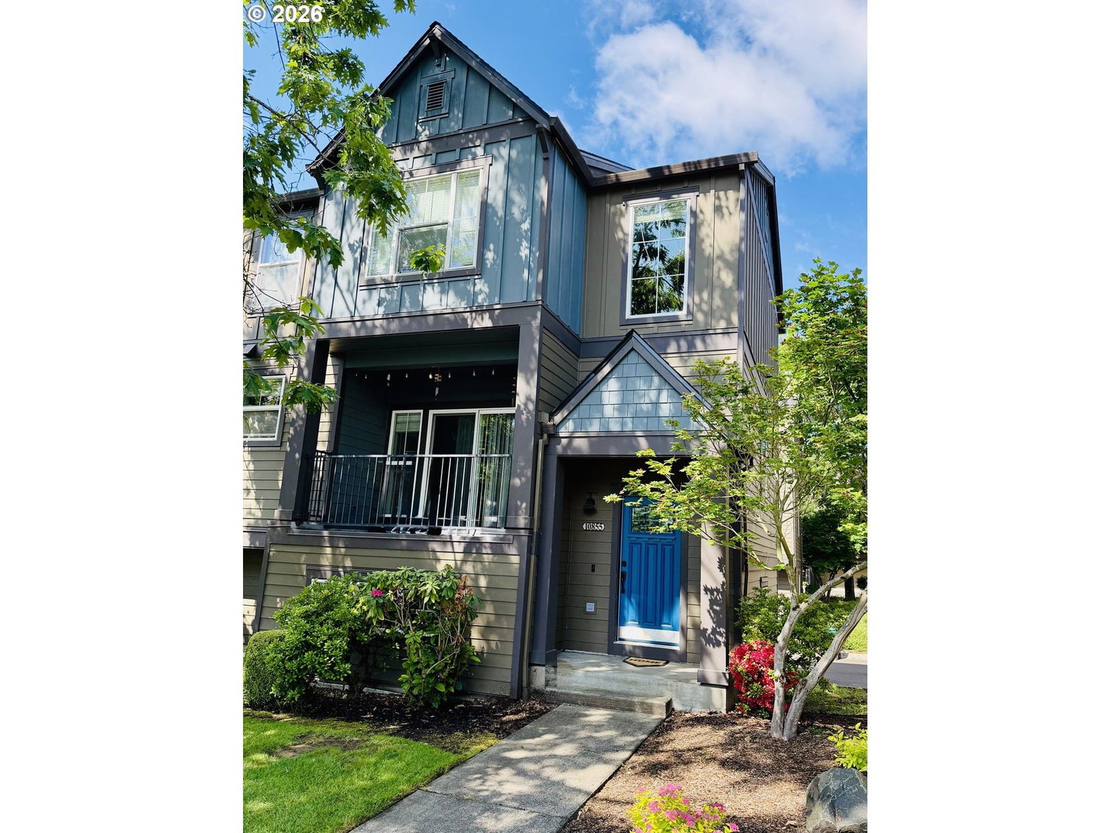 Listing photo 1 of 6