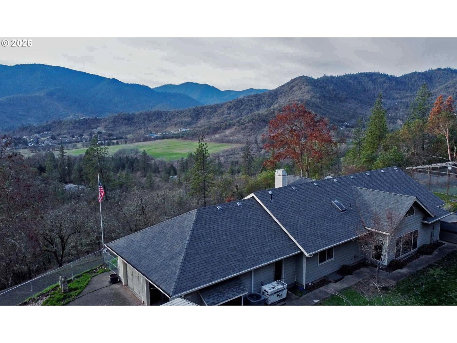 Listing photo 1 of 1