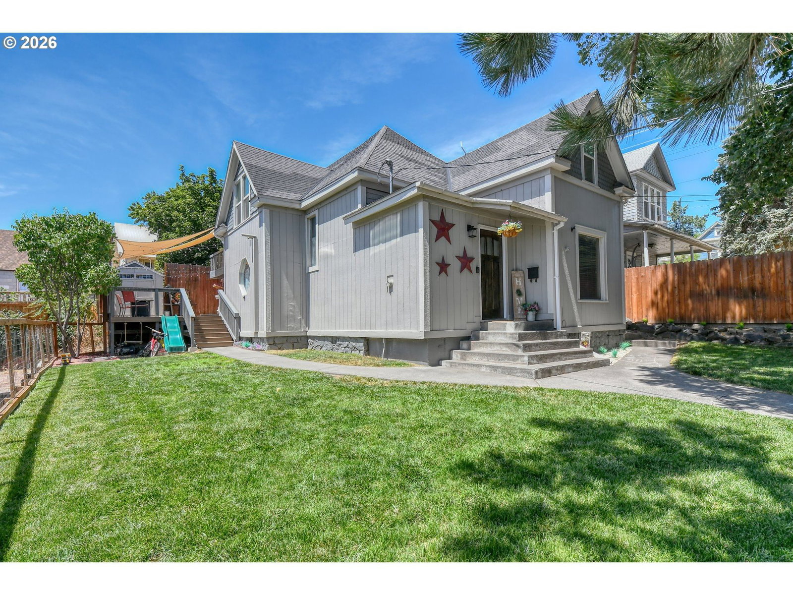 Listing photo 1 of 6
