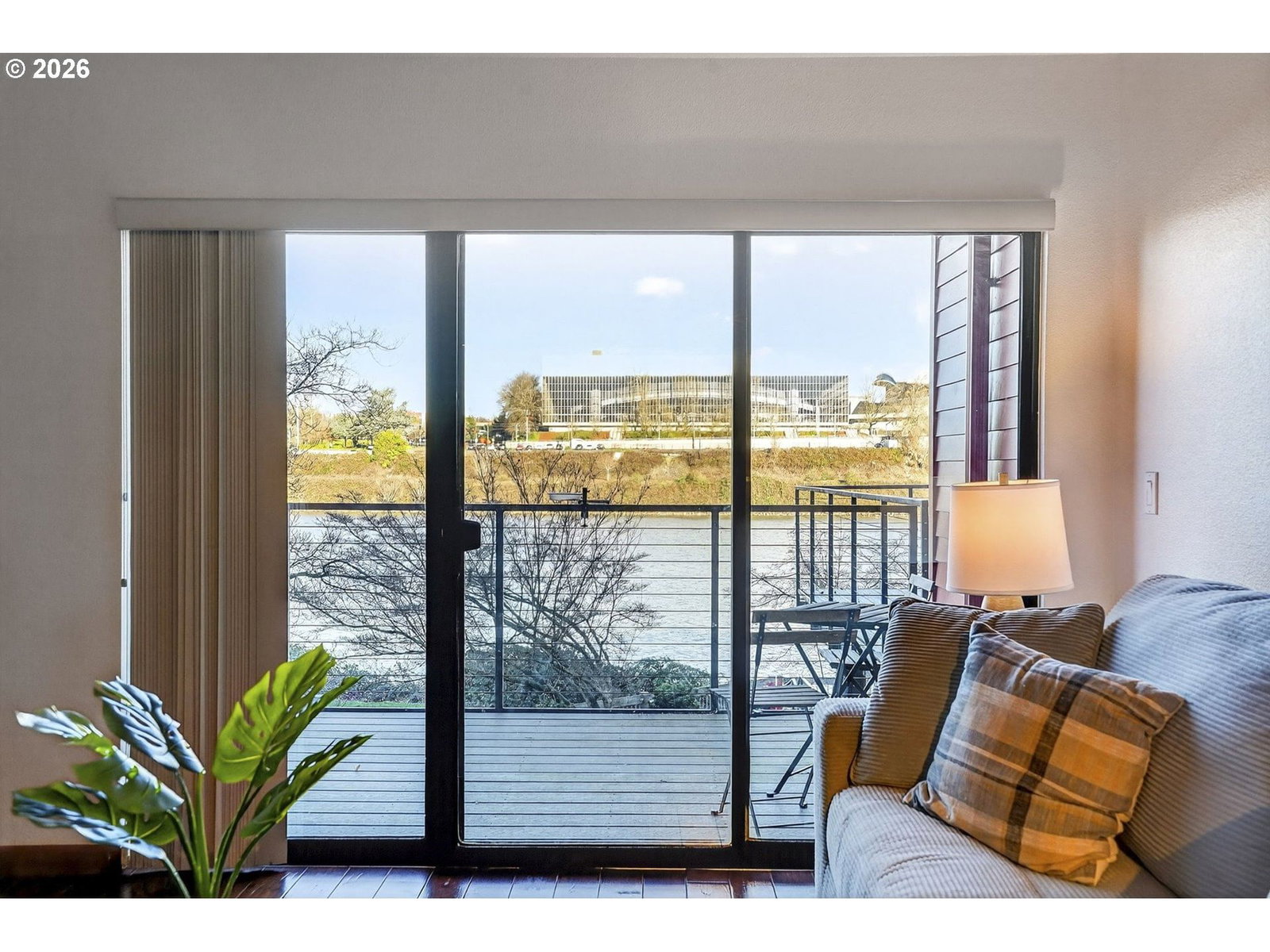 Listing photo 4 of 30, 910 NW NAITO PKWY #i18, Portland, OR, 97209