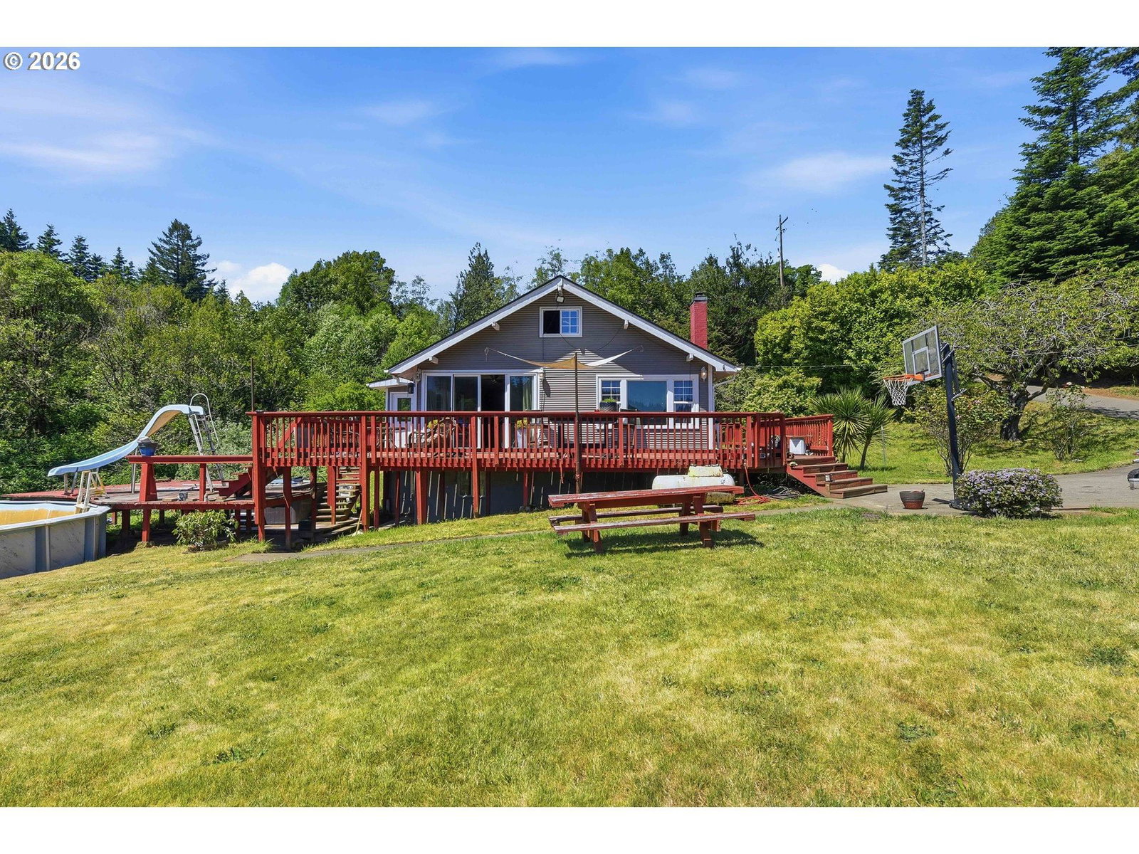 Listing photo 1 of 6