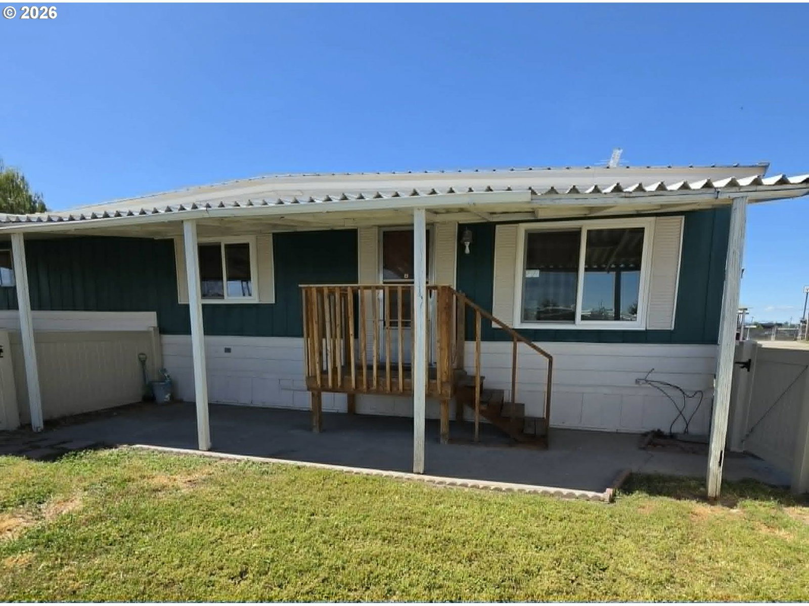 Listing photo 1 of 6