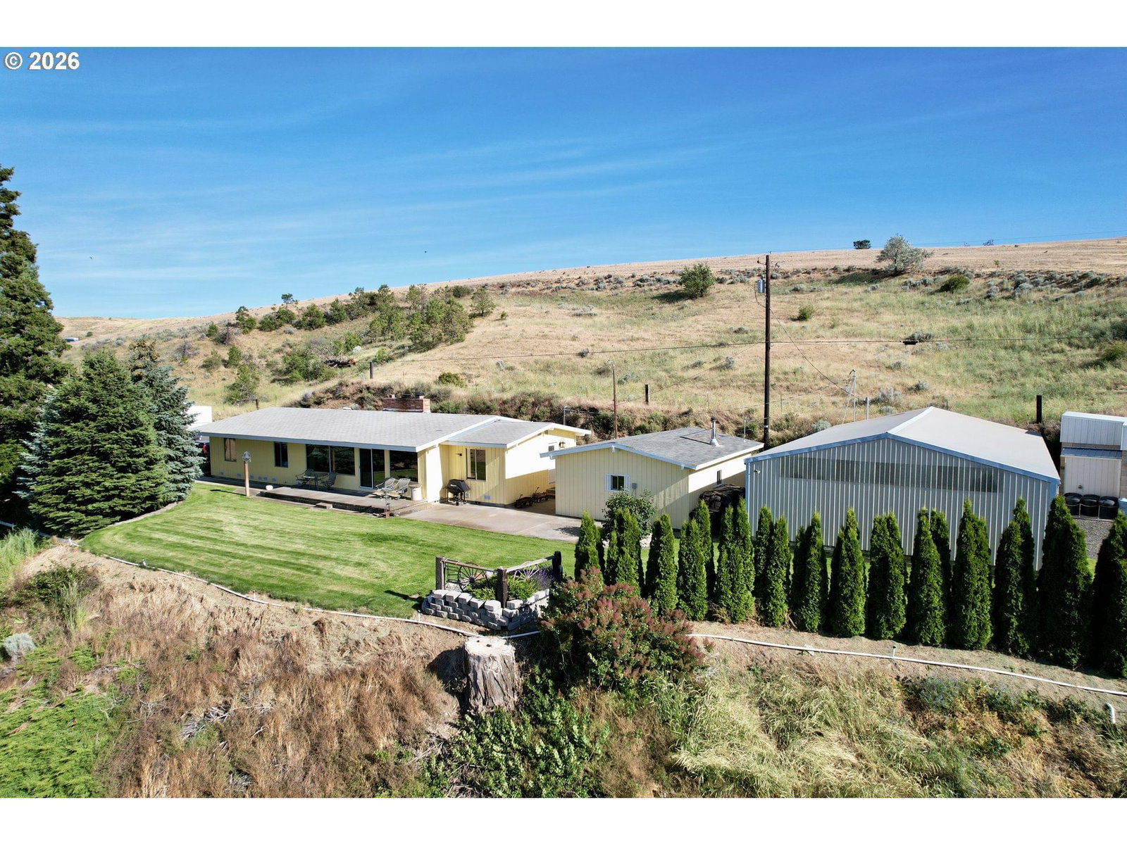 Listing photo 1 of 6