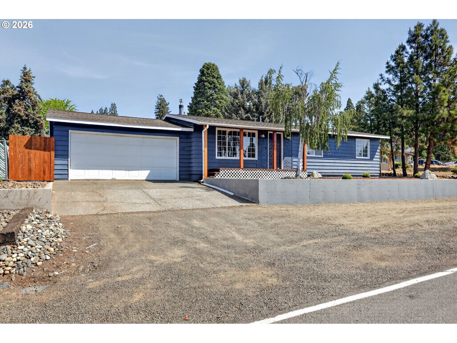 Listing photo 1 of 6