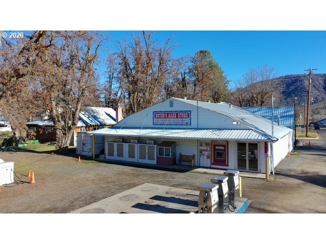 Primary listing photo, 335 JOHN DAY ST, Monument, OR, 97864