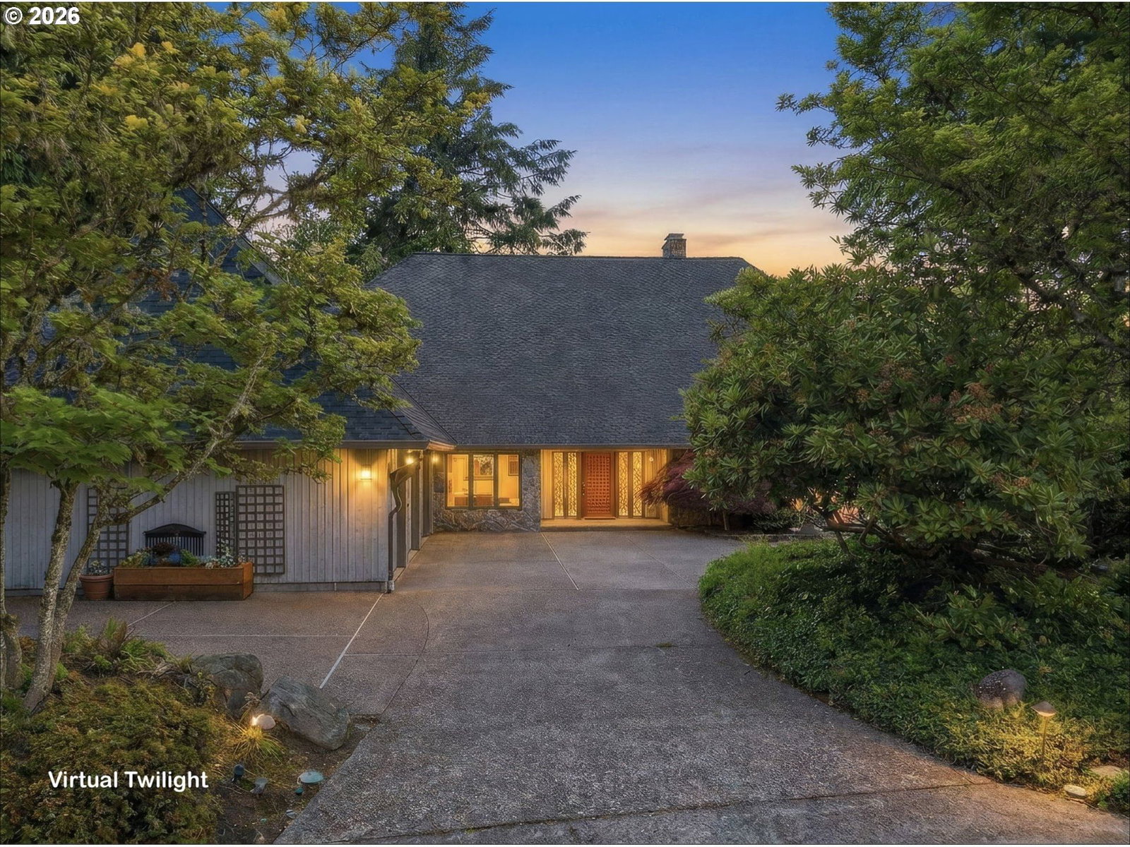 Listing photo 1 of 6