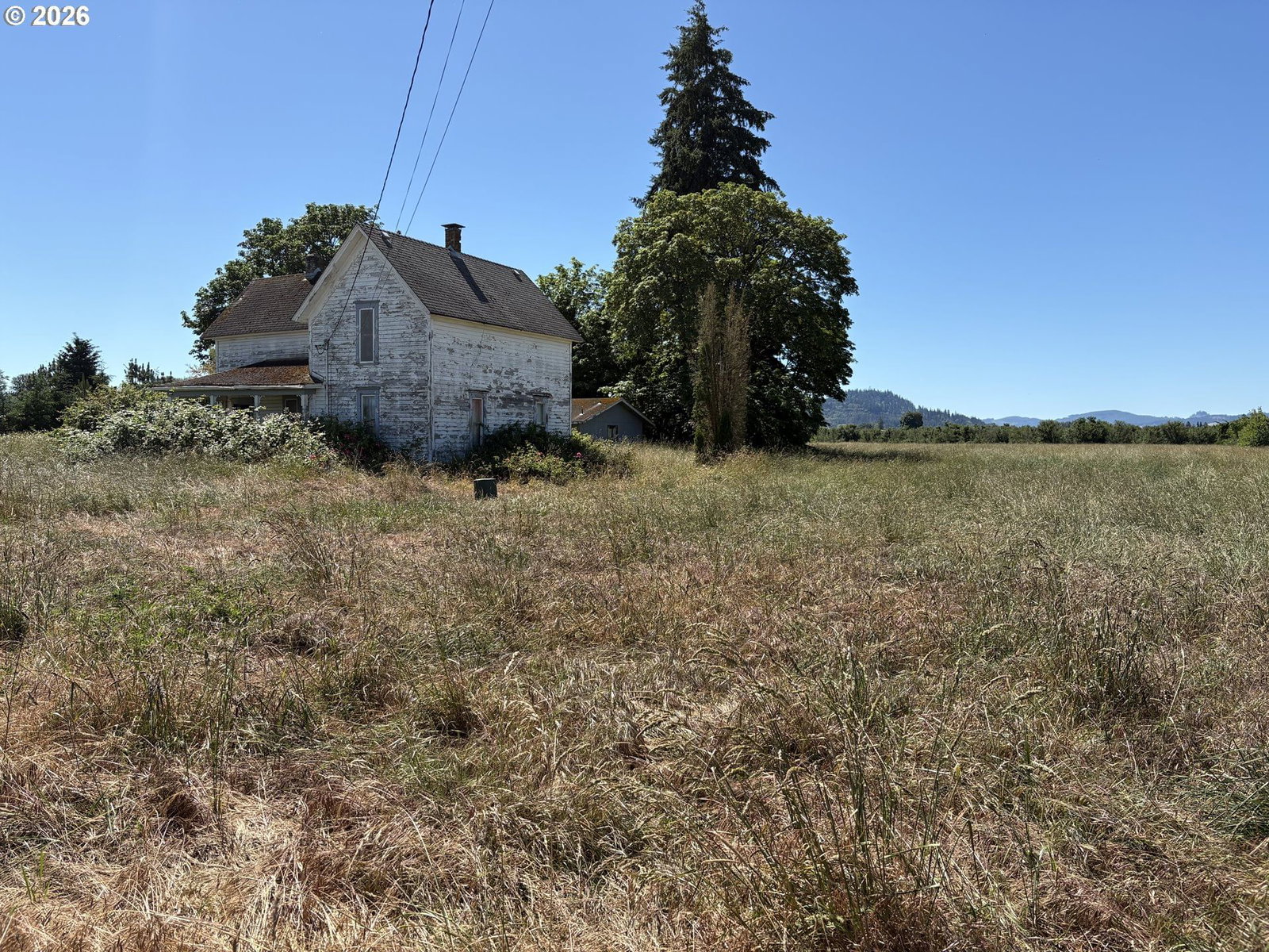 Listing photo 1 of 6