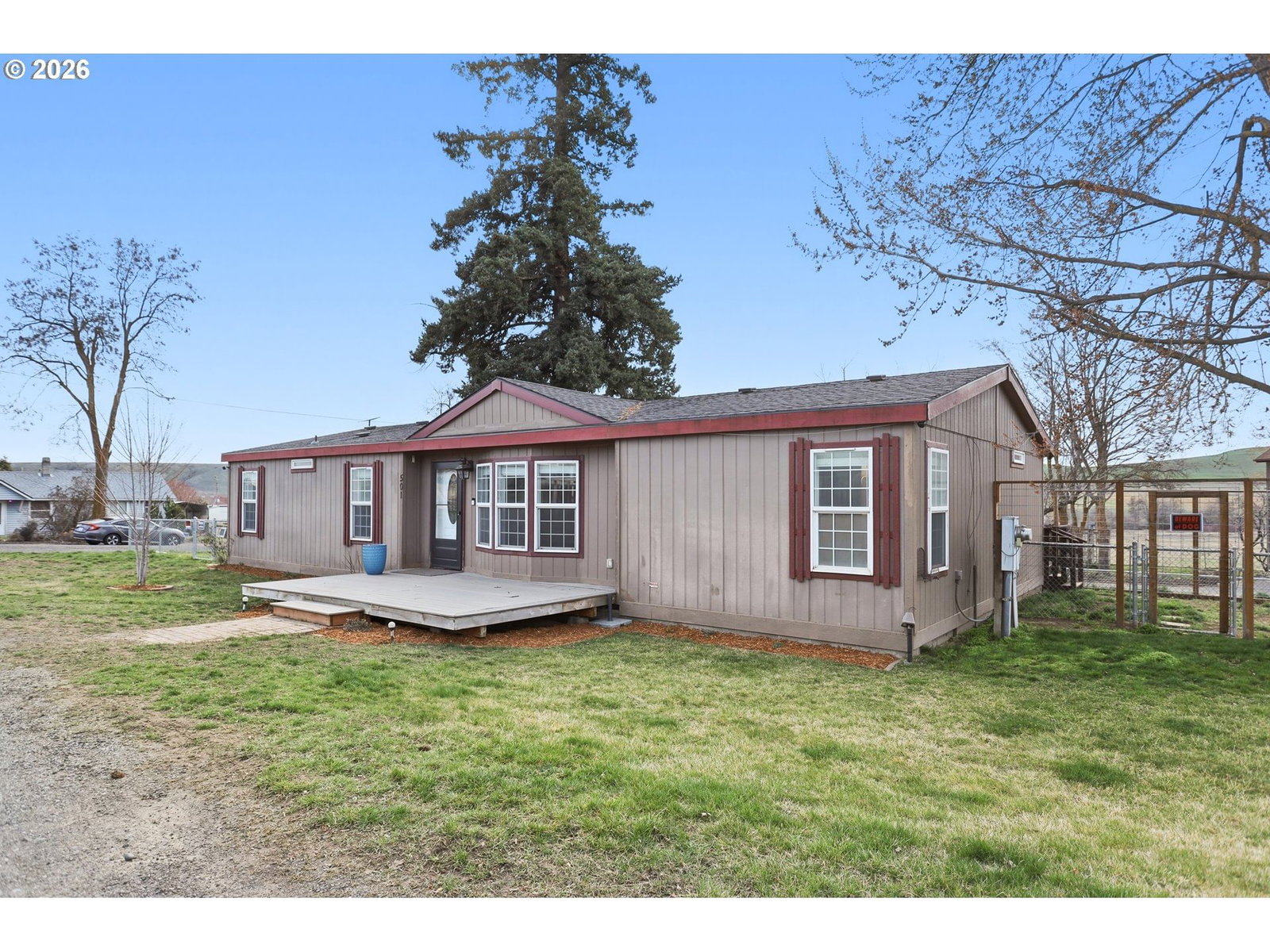 Primary listing photo, 501 NW 3RD ST, Dufur, OR, 97021