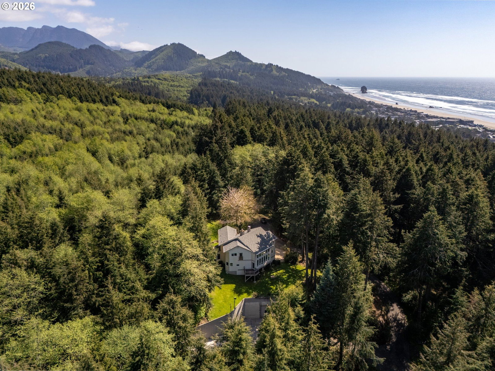 Listing photo 1 of 6