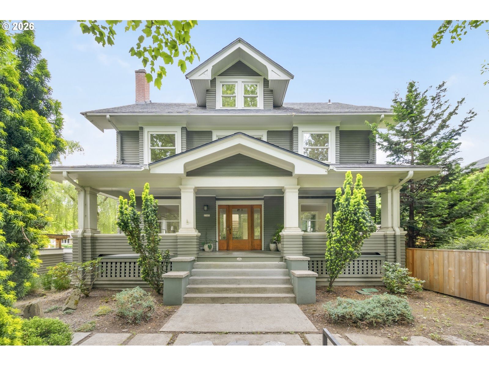 2505 NE 15TH AVE