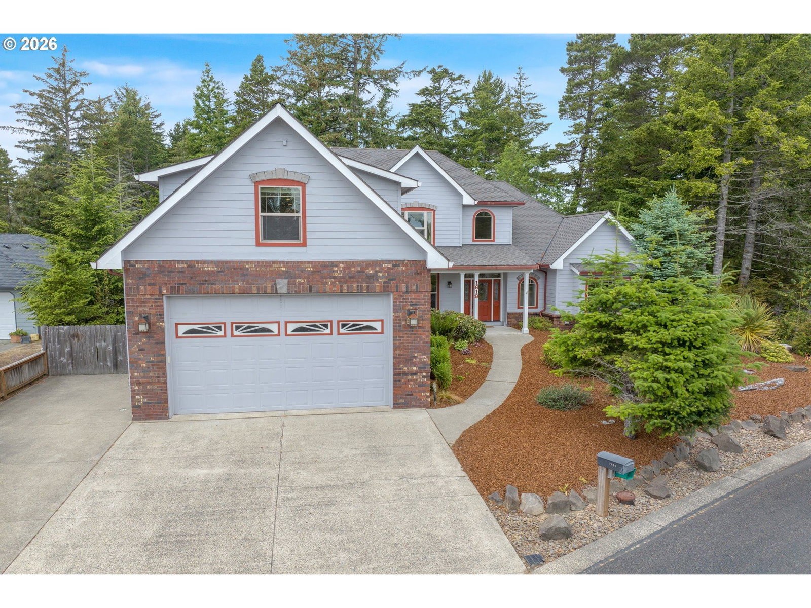 Primary listing photo, 1619 WILLOW LOOP, Florence, OR, 97439