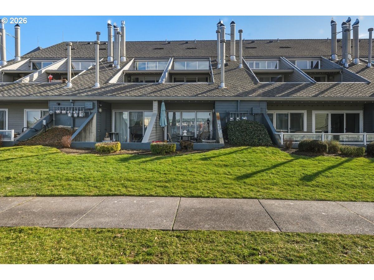 Primary listing photo, 103 N HAYDEN BAY DR #103, Portland, OR, 97217