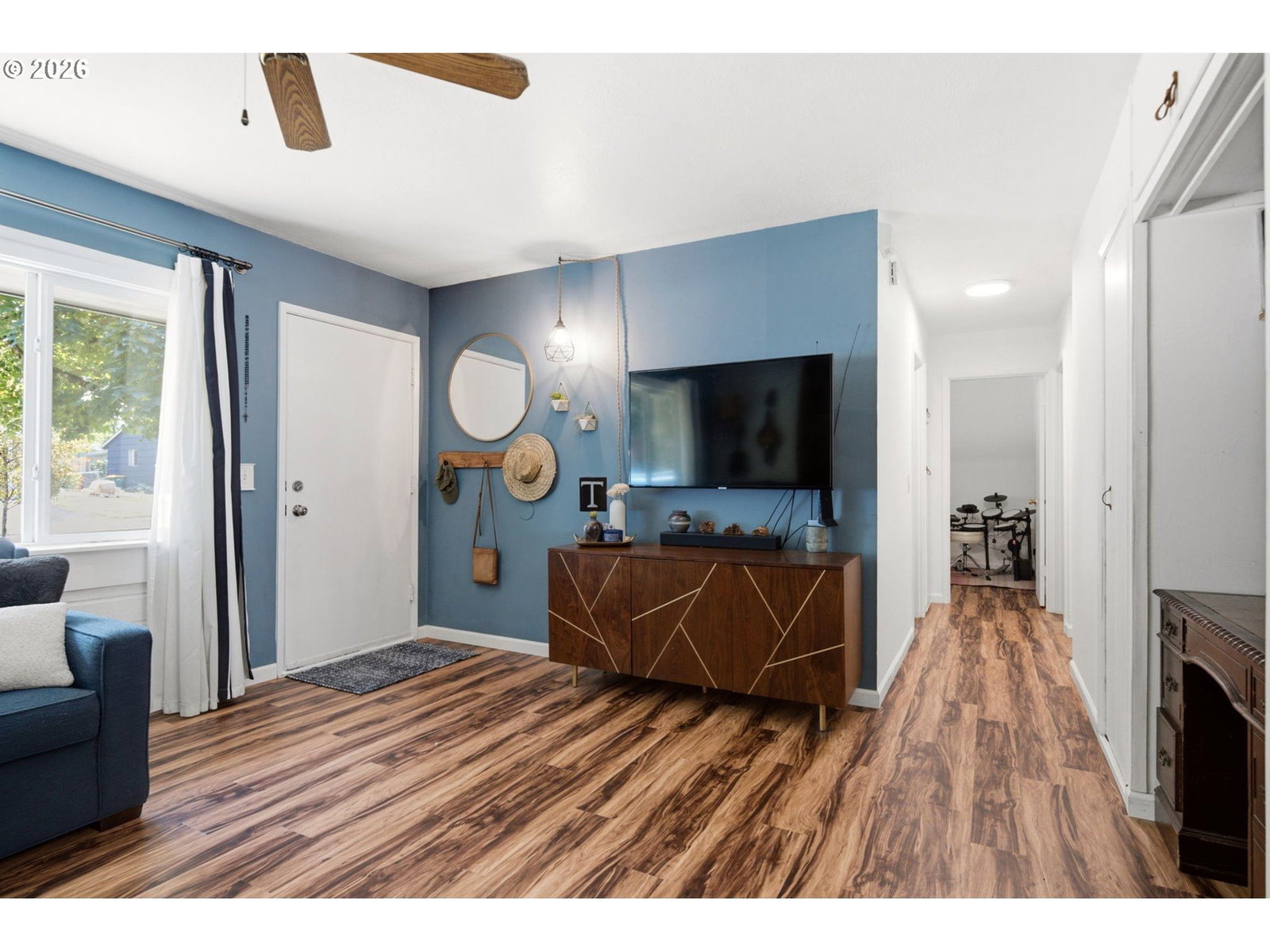 Listing photo 5 of 38, 11555 SW 11TH ST, Beaverton, OR, 97005