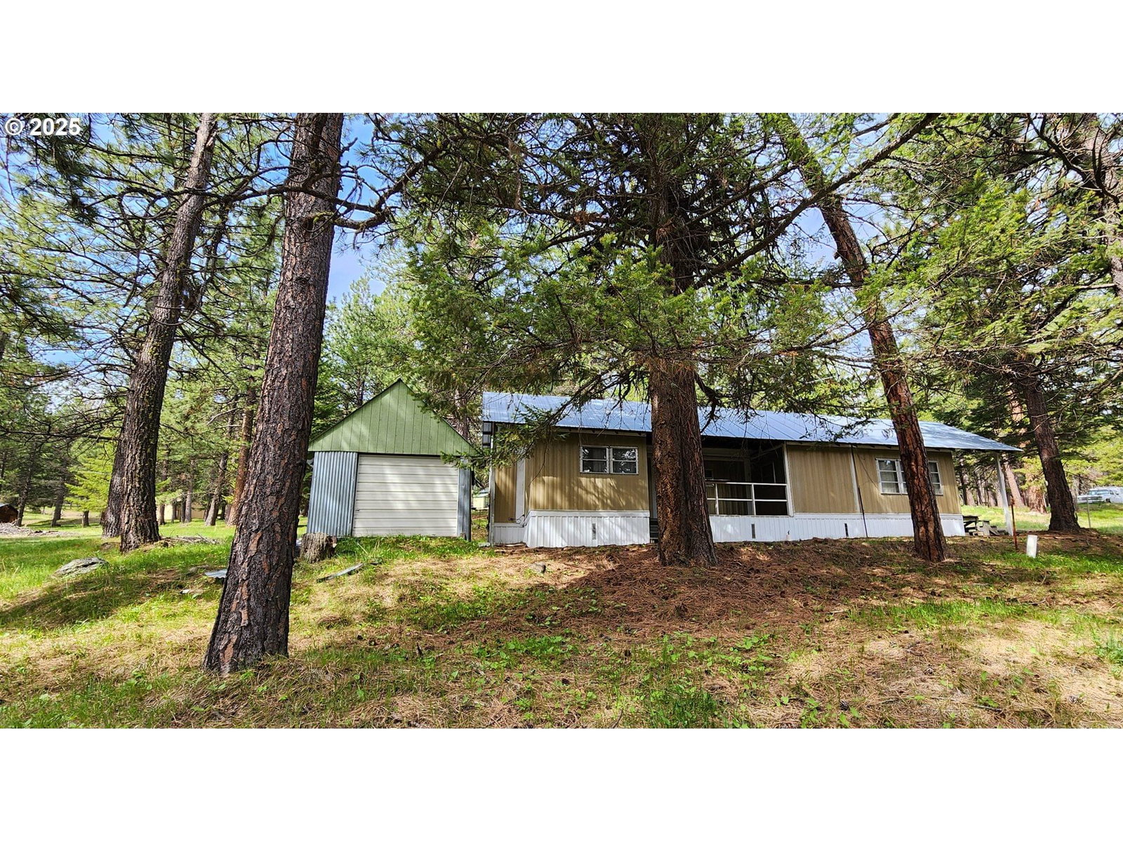 Listing photo 1 of 6