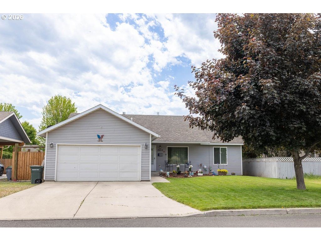 Primary listing photo, 2910 MISTY AVE, La Grande, OR, 97850
