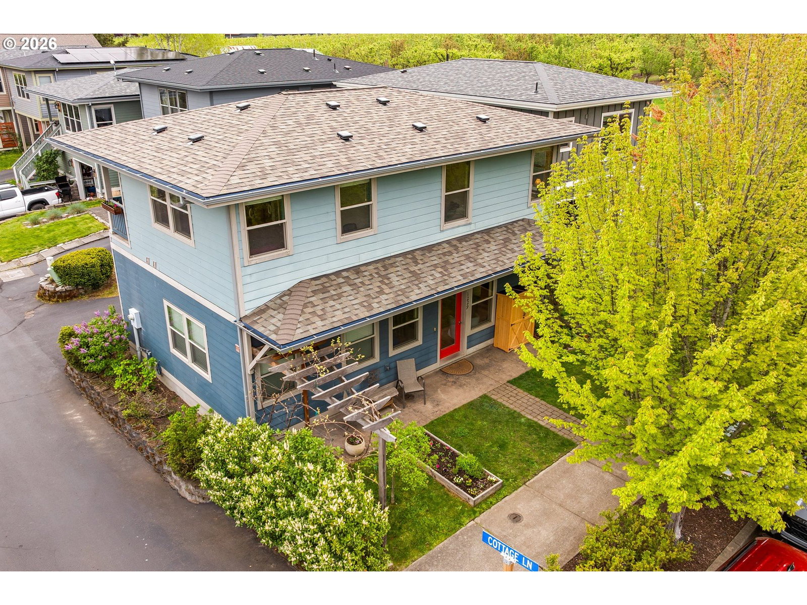 Primary listing photo, 1229 29TH ST, Hood River, OR, 97031