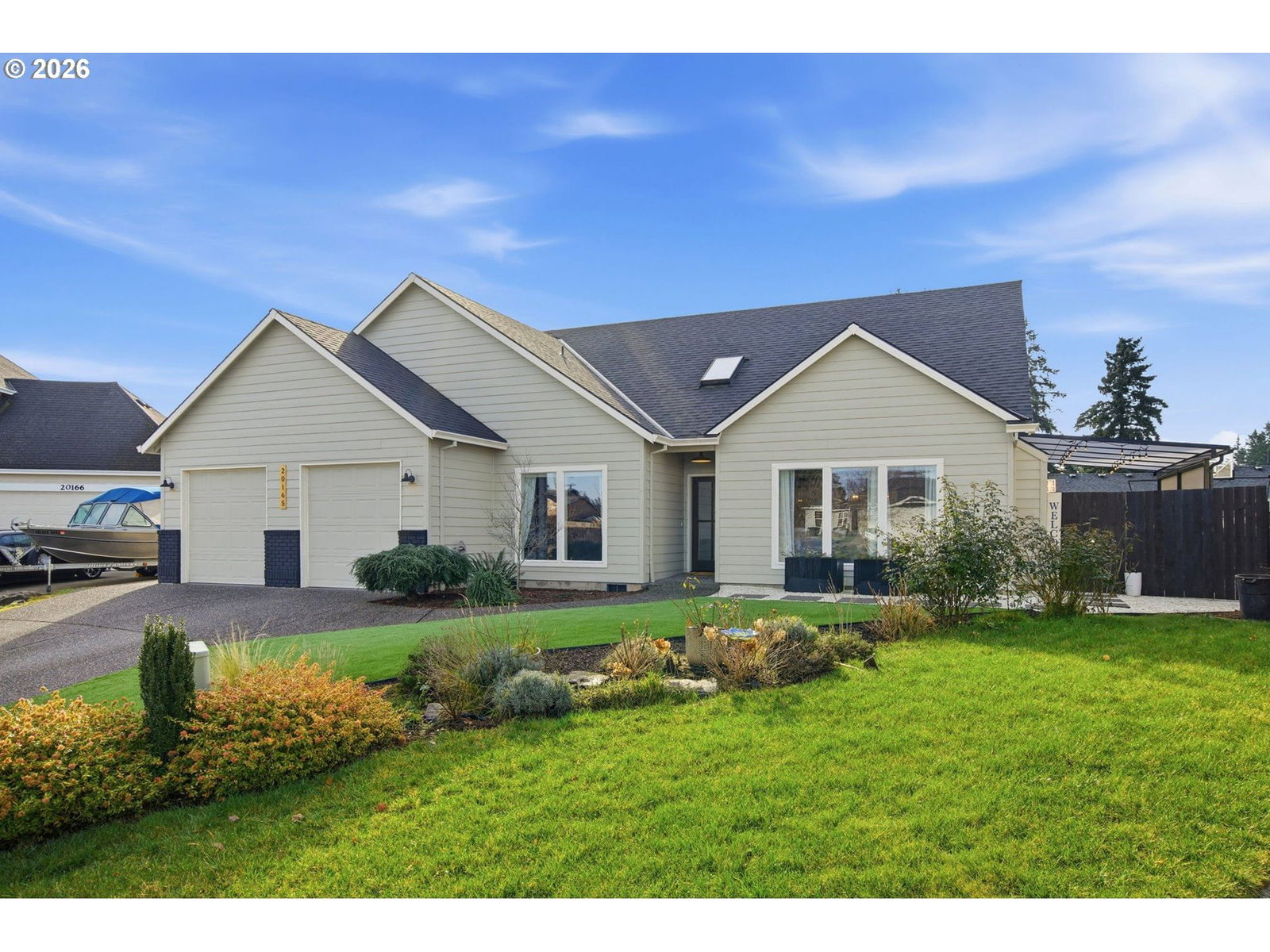 Primary listing photo, 20165 SPYGLASS CT, Oregon City, OR, 97045