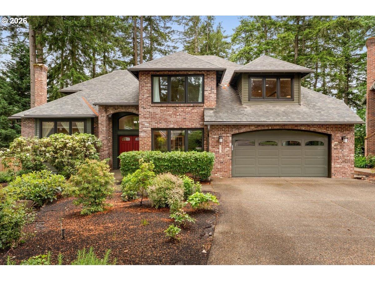 Primary listing photo, 5008 HARTFORD PL, Lake Oswego, OR, 97035