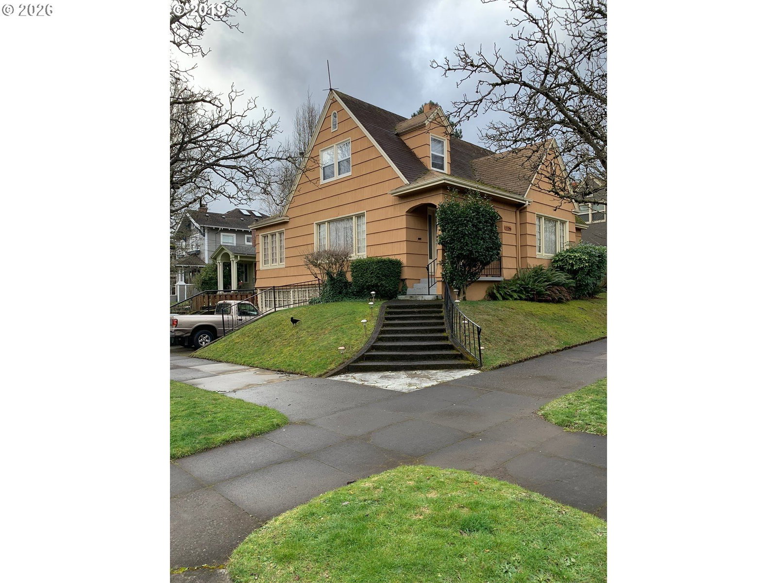 Primary listing photo, 1136 NE SISKIYOU ST, Portland, OR, 97212