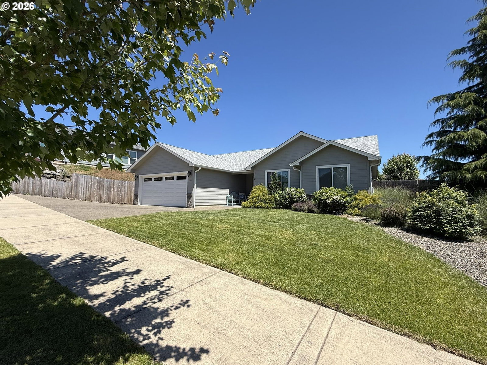 Primary listing photo, 784 PEBBLE CRK ST, Sutherlin, OR, 97479