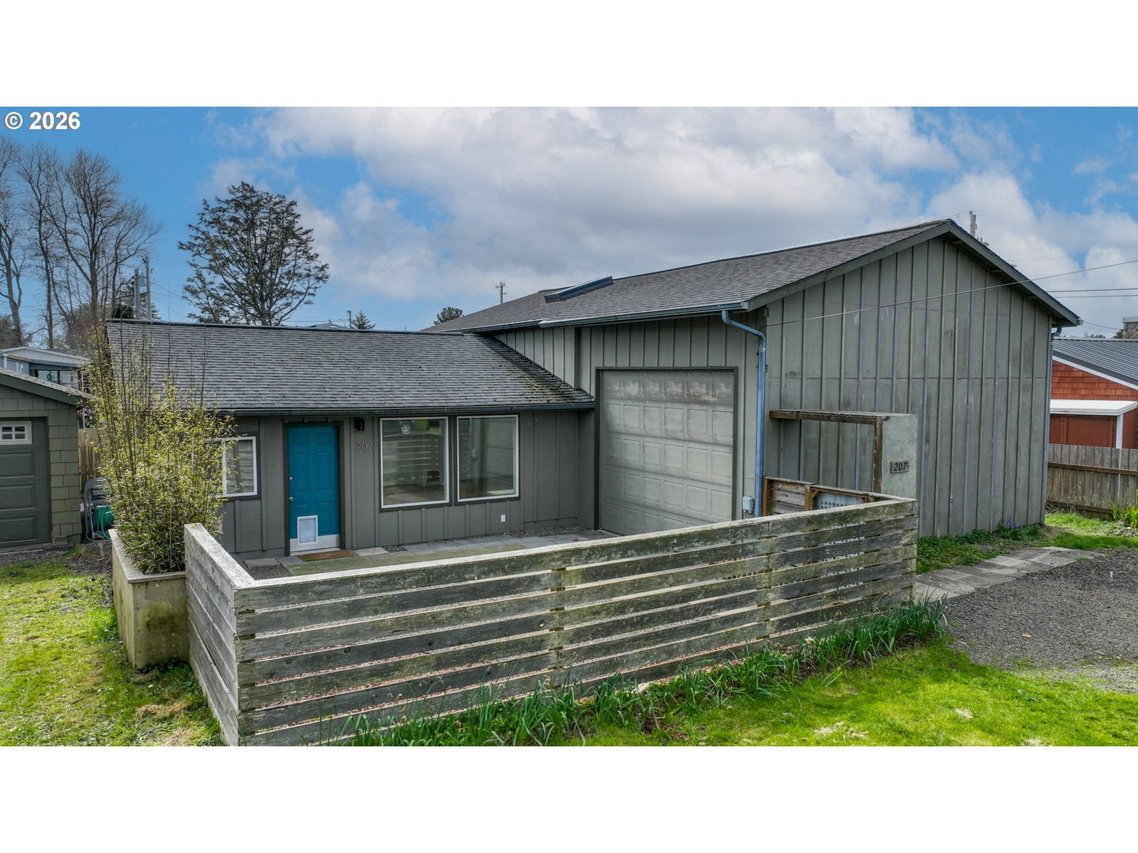 Primary listing photo, 207 5TH ST, Long Beach, WA, 98631