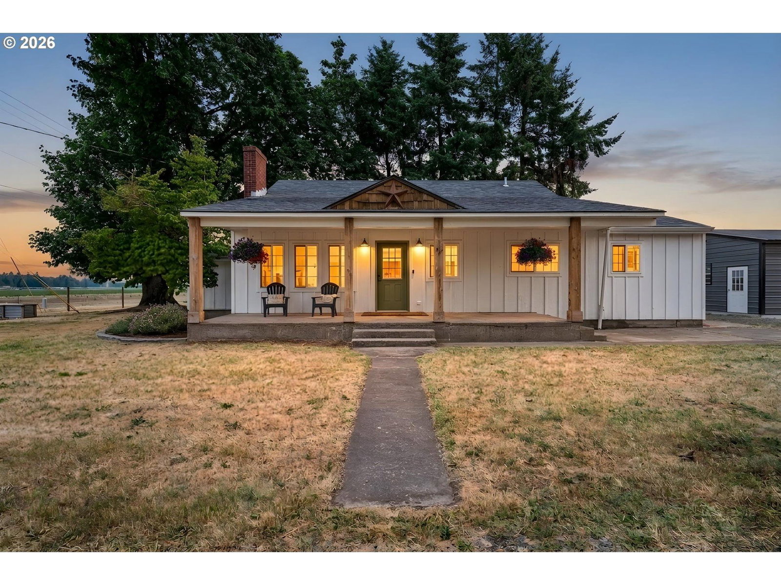 Listing photo 1 of 6
