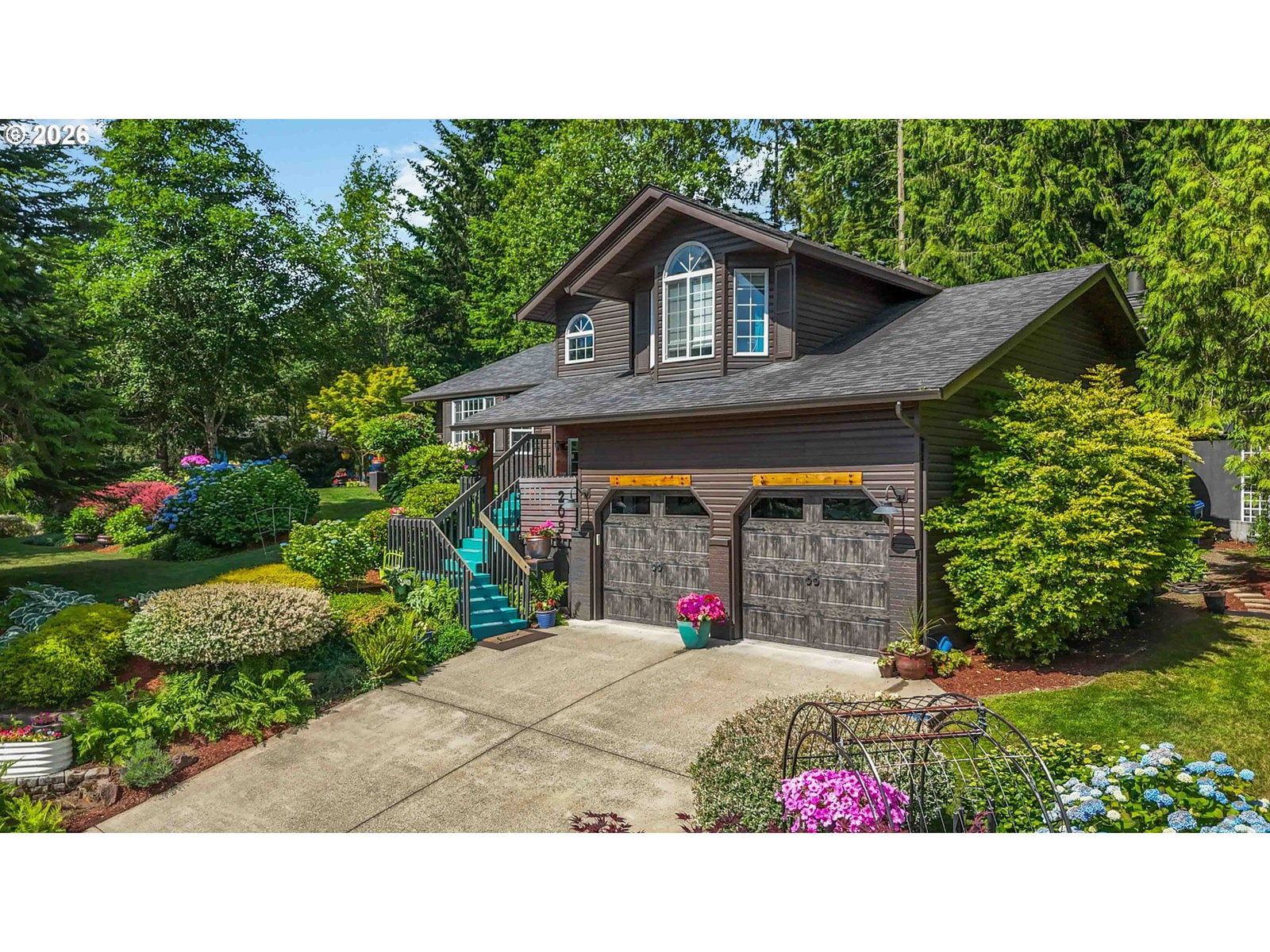 Primary listing photo, 209 W BEACON HILL DR, Longview, WA, 98632