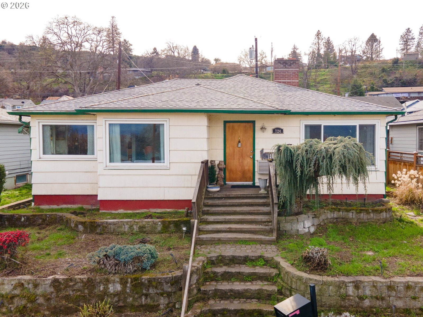 Primary listing photo, 724 14TH ST, The Dalles, OR, 97058